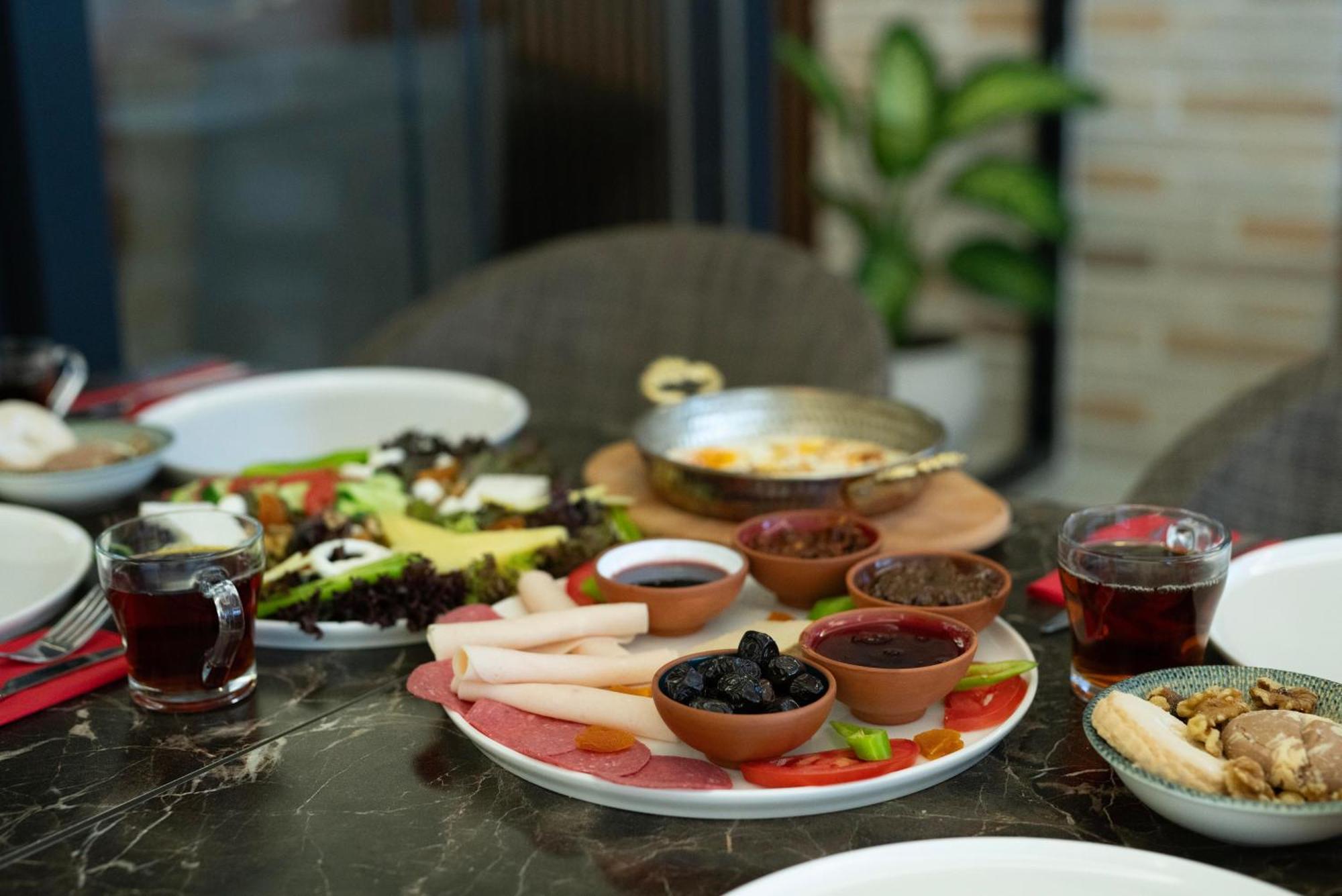 Rubby Hotel Kadikoey Istanbul Ngoại thất bức ảnh